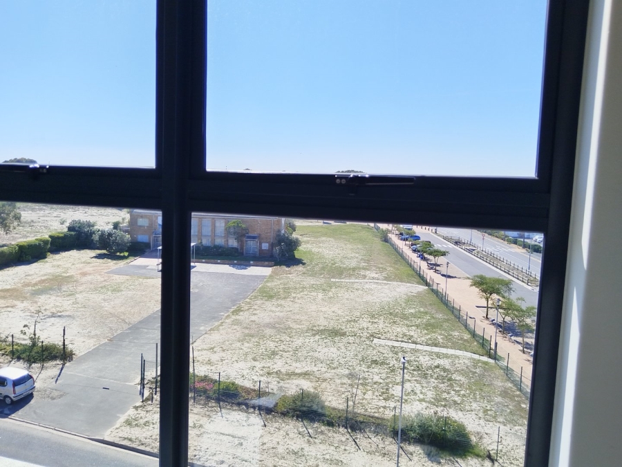 2 Bedroom Property for Sale in Table View Western Cape